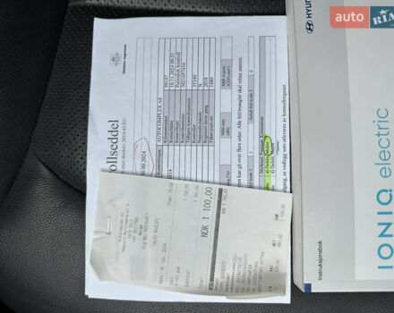 Черный Хендай Ioniq, объемом двигателя 0 л и пробегом 134 тыс. км за 13200 $, фото 63 на Automoto.ua