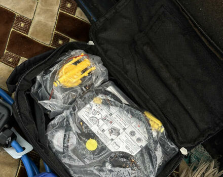 Черный Хендай Ioniq, объемом двигателя 0 л и пробегом 134 тыс. км за 13200 $, фото 55 на Automoto.ua