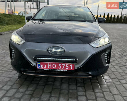 Черный Хендай Ioniq, объемом двигателя 0 л и пробегом 145 тыс. км за 12499 $, фото 9 на Automoto.ua
