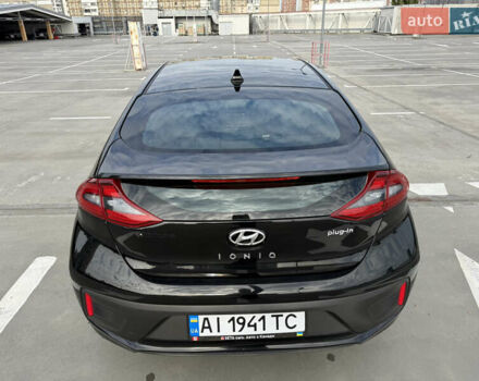 Черный Хендай Ioniq, объемом двигателя 1.6 л и пробегом 77 тыс. км за 15750 $, фото 75 на Automoto.ua