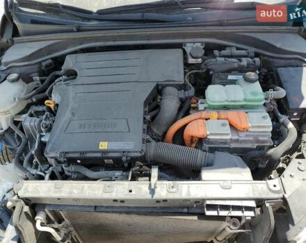 Черный Хендай Ioniq, объемом двигателя 1.58 л и пробегом 155 тыс. км за 2900 $, фото 10 на Automoto.ua