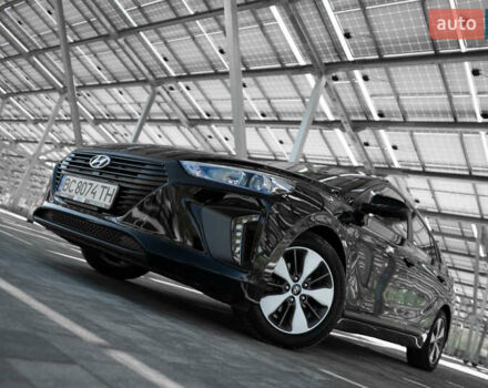 Чорний Хендай Ioniq, об'ємом двигуна 1.58 л та пробігом 53 тис. км за 15850 $, фото 53 на Automoto.ua