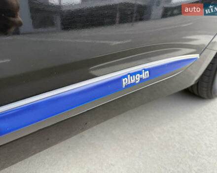 Черный Хендай Ioniq, объемом двигателя 1.6 л и пробегом 77 тыс. км за 15900 $, фото 63 на Automoto.ua