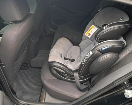 Чорний Хендай Ioniq, об'ємом двигуна 0 л та пробігом 113 тис. км за 10900 $, фото 16 на Automoto.ua