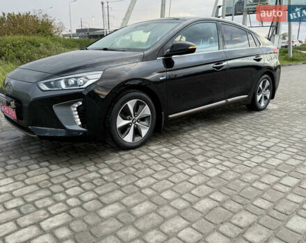 Черный Хендай Ioniq, объемом двигателя 0 л и пробегом 145 тыс. км за 12499 $, фото 66 на Automoto.ua