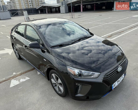 Черный Хендай Ioniq, объемом двигателя 1.6 л и пробегом 77 тыс. км за 15900 $, фото 82 на Automoto.ua