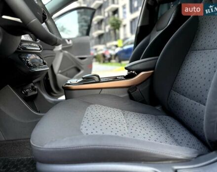 Черный Хендай Ioniq, объемом двигателя 0 л и пробегом 91 тыс. км за 12800 $, фото 51 на Automoto.ua