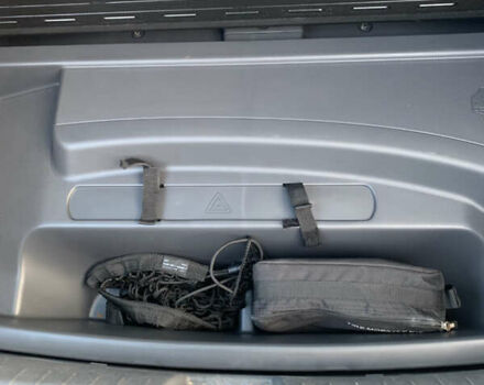 Черный Хендай Ioniq, объемом двигателя 0 л и пробегом 73 тыс. км за 12999 $, фото 19 на Automoto.ua