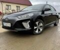 Черный Хендай Ioniq, объемом двигателя 0 л и пробегом 93 тыс. км за 12200 $, фото 2 на Automoto.ua