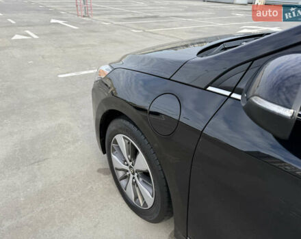 Черный Хендай Ioniq, объемом двигателя 1.6 л и пробегом 77 тыс. км за 15750 $, фото 64 на Automoto.ua