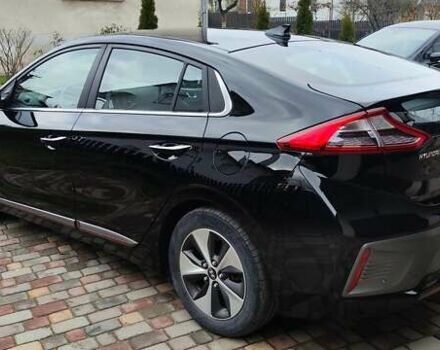 Черный Хендай Ioniq, объемом двигателя 0 л и пробегом 96 тыс. км за 13750 $, фото 5 на Automoto.ua