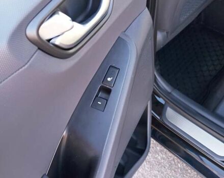 Черный Хендай Ioniq, объемом двигателя 0 л и пробегом 116 тыс. км за 14000 $, фото 24 на Automoto.ua