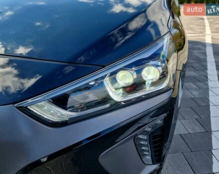 Хендай Ioniq 2018 у Вінниці на Automoto.ua Чорний Хендай Ioniq, об'ємом двигуна 0 л та пробігом 100 тис. км за 13999 $, фото 8 на Automoto.ua