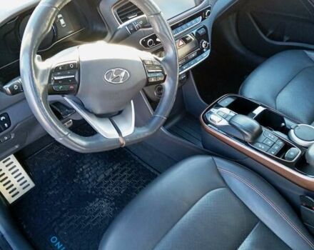 Черный Хендай Ioniq, объемом двигателя 0 л и пробегом 116 тыс. км за 14000 $, фото 27 на Automoto.ua