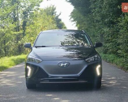 Черный Хендай Ioniq, объемом двигателя 0 л и пробегом 118 тыс. км за 14900 $, фото 6 на Automoto.ua
