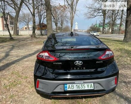 Черный Хендай Ioniq, объемом двигателя 0 л и пробегом 121 тыс. км за 17900 $, фото 21 на Automoto.ua