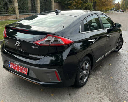Чорний Хендай Ioniq, об'ємом двигуна 0 л та пробігом 91 тис. км за 14000 $, фото 4 на Automoto.ua