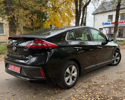 Чорний Хендай Ioniq, об'ємом двигуна 1.6 л та пробігом 205 тис. км за 12500 $, фото 4 на Automoto.ua