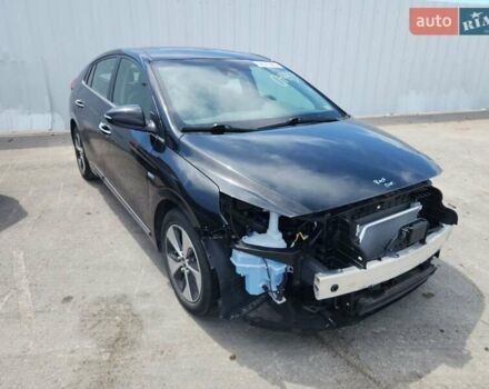 Черный Хендай Ioniq, объемом двигателя 0 л и пробегом 60 тыс. км за 9299 $, фото 6 на Automoto.ua
