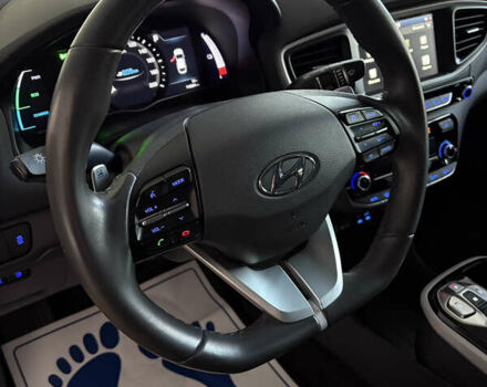 Чорний Хендай Ioniq, об'ємом двигуна 0 л та пробігом 113 тис. км за 12500 $, фото 11 на Automoto.ua