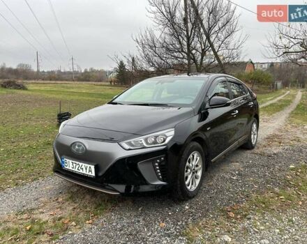 Чорний Хендай Ioniq, об'ємом двигуна 0 л та пробігом 65 тис. км за 15500 $, фото 12 на Automoto.ua