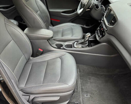 Чорний Хендай Ioniq, об'ємом двигуна 1.6 л та пробігом 205 тис. км за 12500 $, фото 11 на Automoto.ua