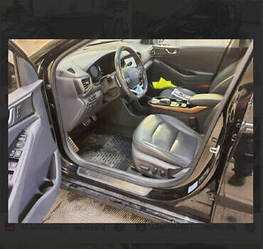 Чорний Хендай Ioniq, об'ємом двигуна 0 л та пробігом 90 тис. км за 14150 $, фото 95 на Automoto.ua