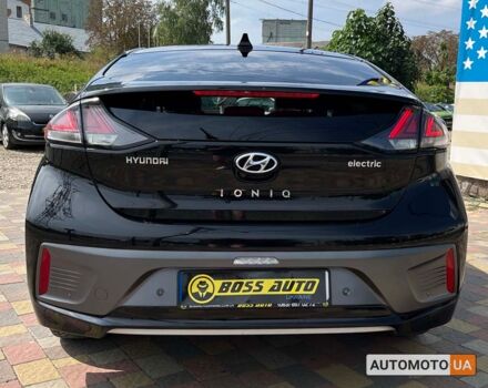 Черный Хендай Ioniq, объемом двигателя 40 л и пробегом 104 тыс. км за 17800 $, фото 5 на Automoto.ua