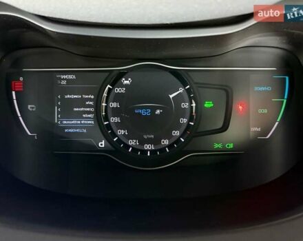 Чорний Хендай Ioniq, об'ємом двигуна 0 л та пробігом 108 тис. км за 14401 $, фото 22 на Automoto.ua