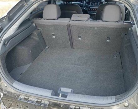 Черный Хендай Ioniq, объемом двигателя 0 л и пробегом 85 тыс. км за 7200 $, фото 13 на Automoto.ua