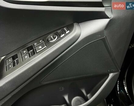Черный Хендай Ioniq, объемом двигателя 0 л и пробегом 110 тыс. км за 13500 $, фото 15 на Automoto.ua