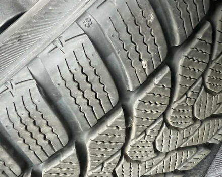 Чорний Хендай Ioniq, об'ємом двигуна 0 л та пробігом 90 тис. км за 14150 $, фото 64 на Automoto.ua