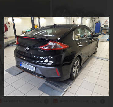 Чорний Хендай Ioniq, об'ємом двигуна 0 л та пробігом 90 тис. км за 14150 $, фото 84 на Automoto.ua