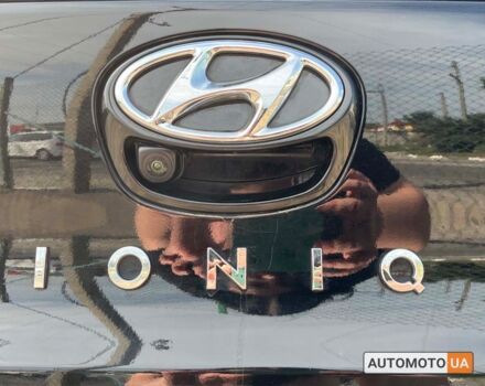 Черный Хендай Ioniq, объемом двигателя 40 л и пробегом 104 тыс. км за 17800 $, фото 9 на Automoto.ua