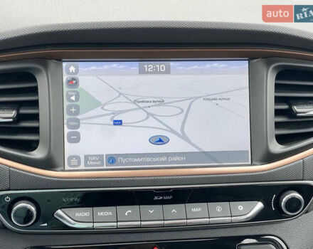 Черный Хендай Ioniq, объемом двигателя 0 л и пробегом 45 тыс. км за 16500 $, фото 25 на Automoto.ua