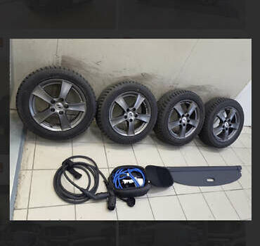 Чорний Хендай Ioniq, об'ємом двигуна 0 л та пробігом 90 тис. км за 14150 $, фото 83 на Automoto.ua