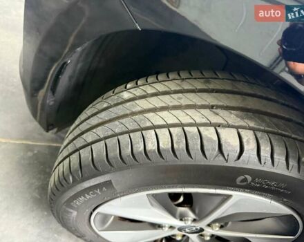 Чорний Хендай Ioniq, об'ємом двигуна 0 л та пробігом 108 тис. км за 14401 $, фото 13 на Automoto.ua