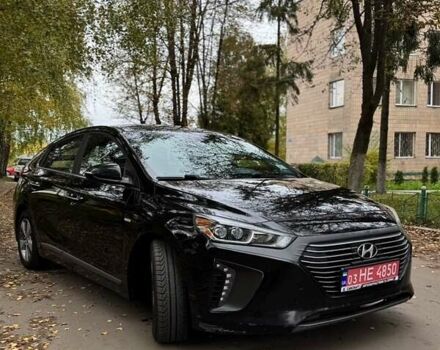 Чорний Хендай Ioniq, об'ємом двигуна 1.6 л та пробігом 205 тис. км за 12500 $, фото 5 на Automoto.ua