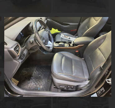 Чорний Хендай Ioniq, об'ємом двигуна 0 л та пробігом 90 тис. км за 14150 $, фото 79 на Automoto.ua