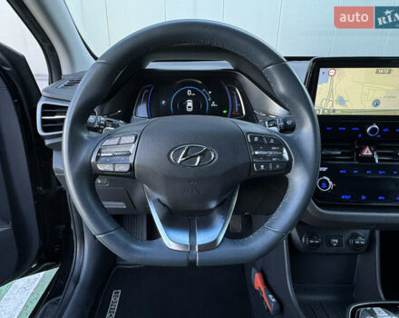 Чорний Хендай Ioniq, об'ємом двигуна 0 л та пробігом 102 тис. км за 14900 $, фото 30 на Automoto.ua