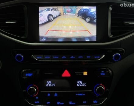 Чорний Хендай Ioniq, об'ємом двигуна 0 л та пробігом 35 тис. км за 13800 $, фото 10 на Automoto.ua