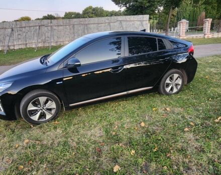 Черный Хендай Ioniq, объемом двигателя 0 л и пробегом 99 тыс. км за 12200 $, фото 11 на Automoto.ua