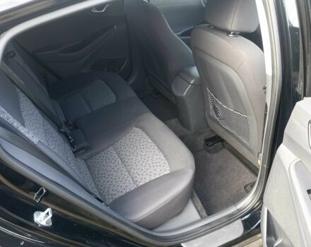 Черный Хендай Ioniq, объемом двигателя 0 л и пробегом 85 тыс. км за 7200 $, фото 14 на Automoto.ua