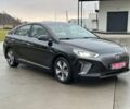 Черный Хендай Ioniq, объемом двигателя 0 л и пробегом 137 тыс. км за 12499 $, фото 2 на Automoto.ua