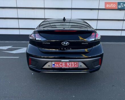 Чорний Хендай Ioniq, об'ємом двигуна 0 л та пробігом 102 тис. км за 14900 $, фото 13 на Automoto.ua