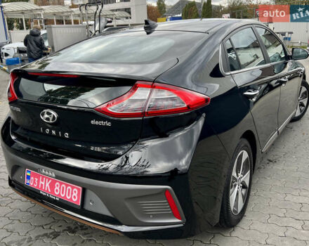 Чорний Хендай Ioniq, об'ємом двигуна 0 л та пробігом 90 тис. км за 14150 $, фото 24 на Automoto.ua