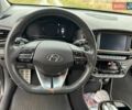 Чорний Хендай Ioniq, об'ємом двигуна 0 л та пробігом 65 тис. км за 15500 $, фото 5 на Automoto.ua