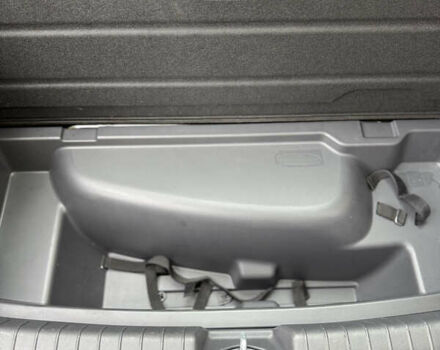 Чорний Хендай Ioniq, об'ємом двигуна 1.6 л та пробігом 205 тис. км за 12500 $, фото 9 на Automoto.ua