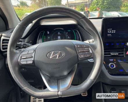 Черный Хендай Ioniq, объемом двигателя 40 л и пробегом 104 тыс. км за 17800 $, фото 24 на Automoto.ua