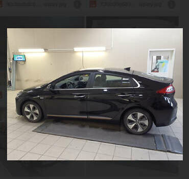 Чорний Хендай Ioniq, об'ємом двигуна 0 л та пробігом 90 тис. км за 14150 $, фото 93 на Automoto.ua